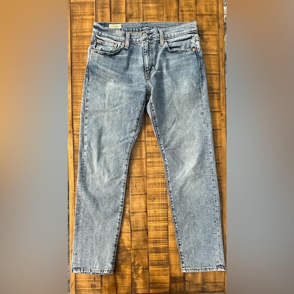 Levi's Premium Lot 502 Taper Fit Men’s Jeans